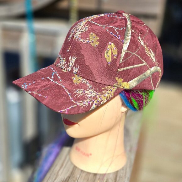 Ladies Maroon Camo BLING Hat NEW - Picture 3 of 4
